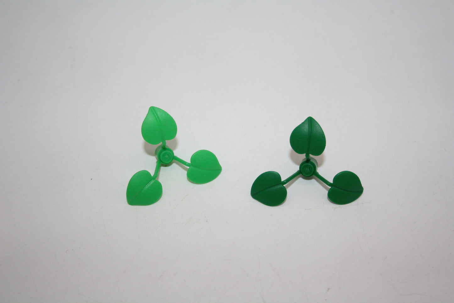 LEGO® - Blütenstiel/Blätter/3 Blatt (1x1x2/3) - versch. Farben - 6255 - Pflanzen
