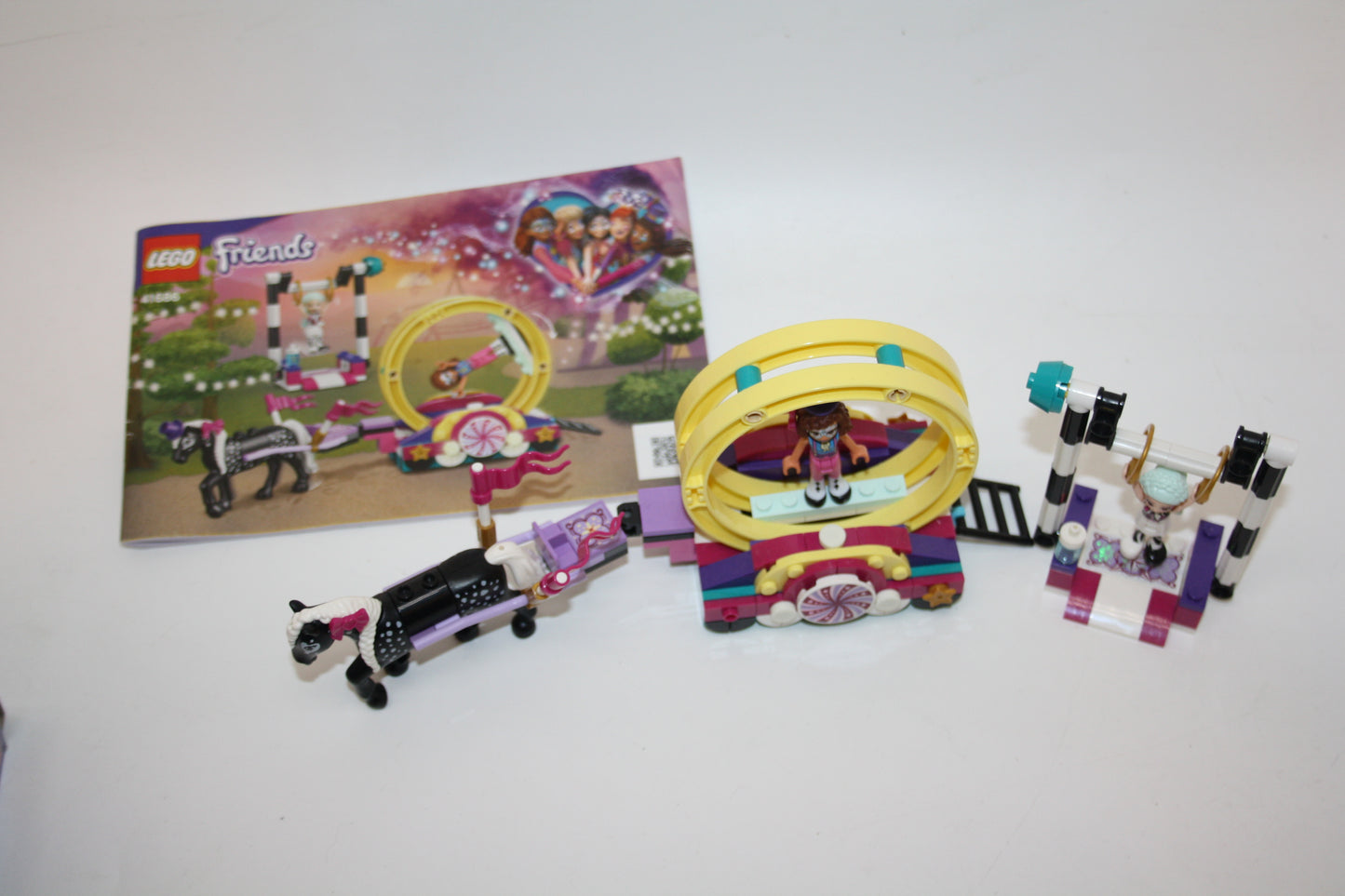 LEGO® Friends - 41686 Magische Akrobatikshow - inkl. BA