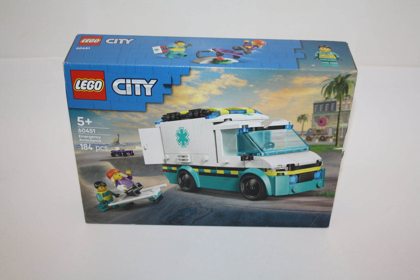 LEGO® City Set - 60451 Rettungswagen - Neu/Ungeöffnet