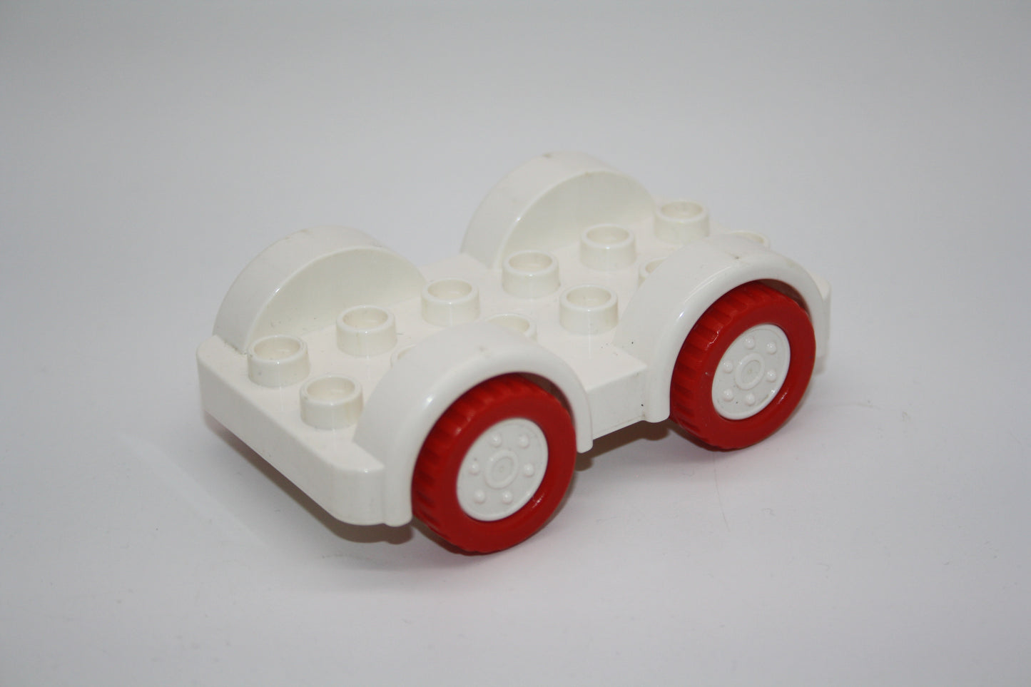 Duplo - Auto Fahrwerke - vers. Farben - Auto/PKW