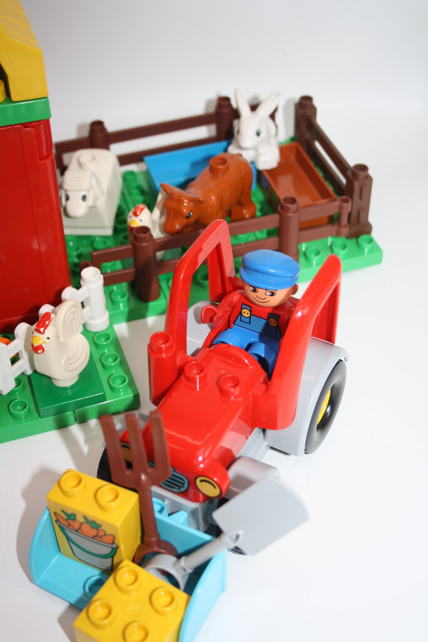 Duplo - Bauernhof mit Scheune, Traktor & Figuren, sowie Zubehör - selbstkreiert