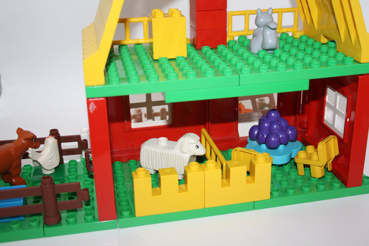 Duplo - Bauernhof mit Scheune, Traktor & Figuren, sowie Zubehör - selbstkreiert