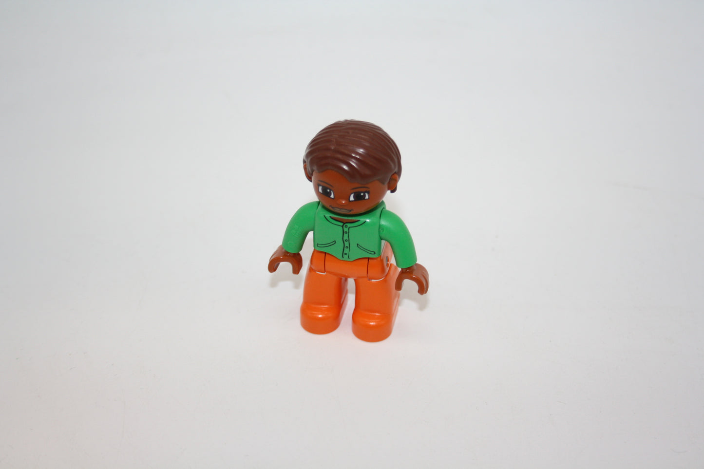 Duplo - braunhaarige Frau - orangene Hose/grünes Oberteil - Kelly - Figur