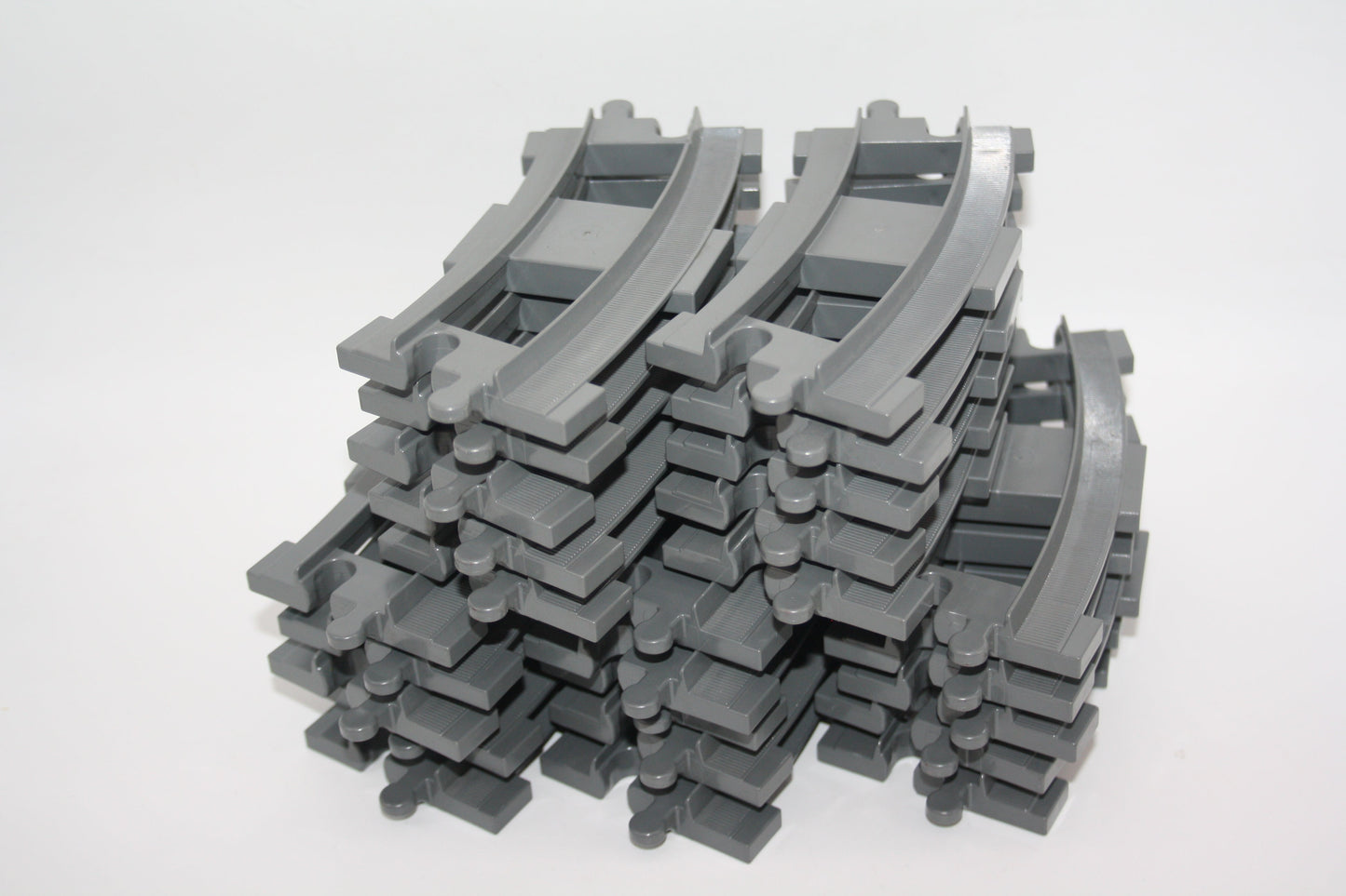 Duplo - 25x Kurve/gebogene Gleise - neugrau/helllgrau - Sparpaket - Schienen - Eisenbahn - Schienen/Gleise