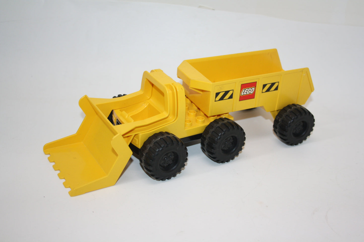 Duplo - LKW mit breiten Reifen Auflieger & Schaufel - gelb - Baustelle - LKW/Lastwagen - Fahrzeuge - Fahrzeuge