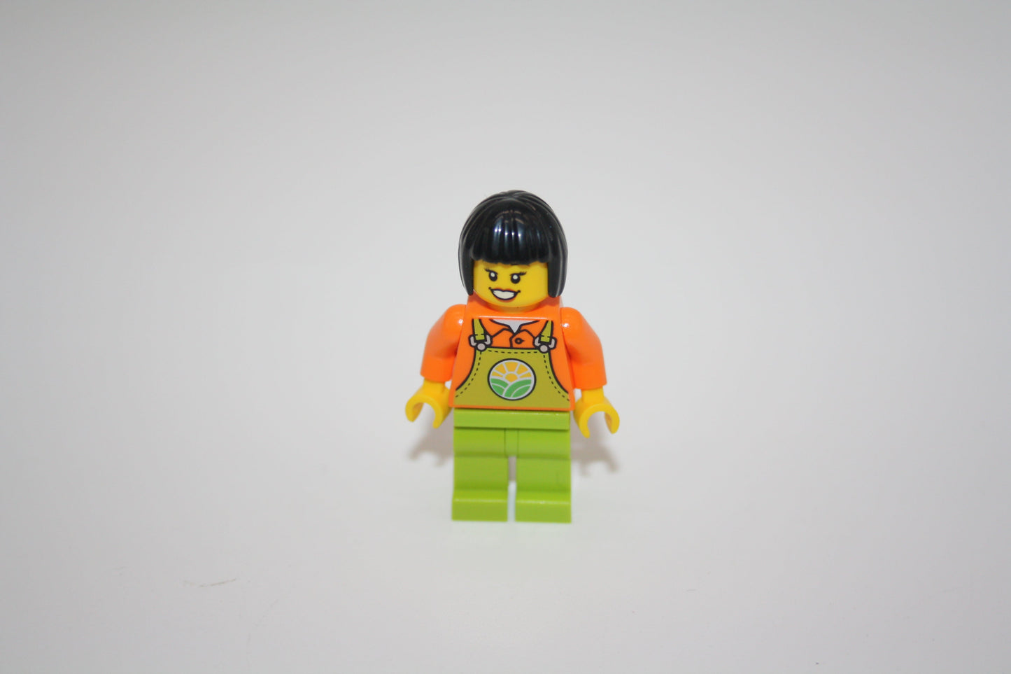 LEGO® City - Bäuerin m. schwarzen Haaren - aus 60346 - Minifigur - Minifiguren