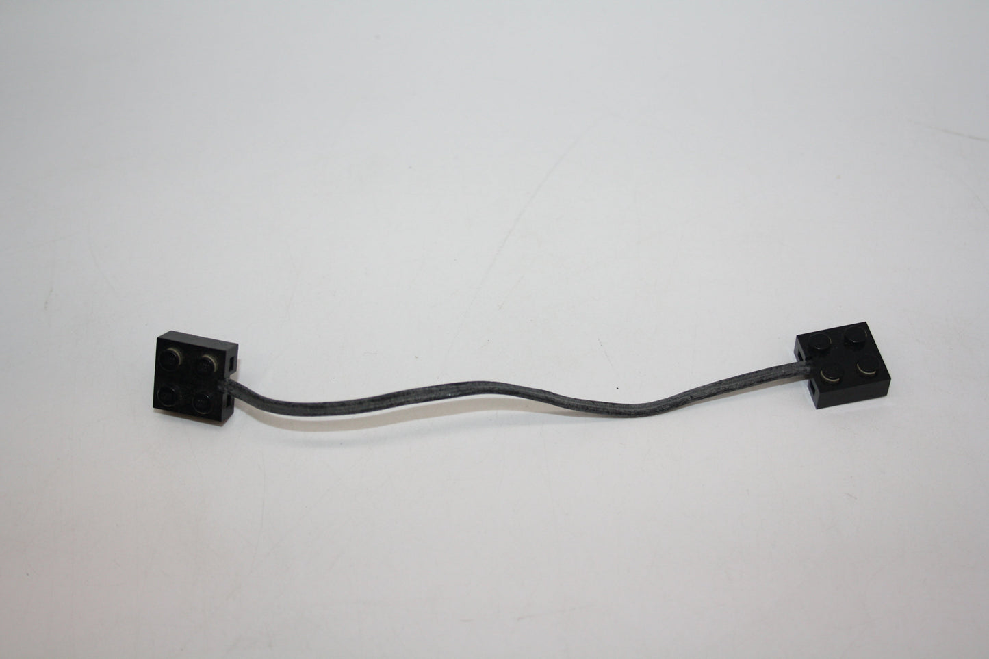 LEGO® - Elektro Draht mit Ziegel 2 x 2 x 2/3 Enden 19L - 5306 - schwarz - Stein/Brick - Eisenbahn - Ersatzteile/Zubehör