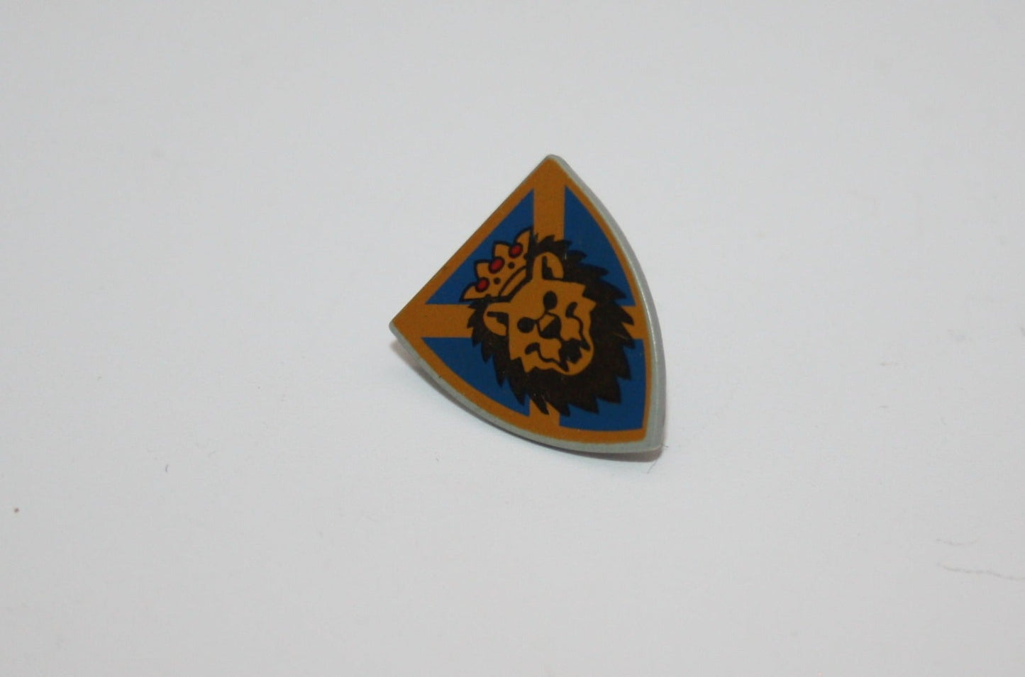 LEGO®- Schutzschild - Schild dreieckig - mit Löwenkopf blau-gelbes Muster - 3846px5 - Rüstung - Accessoires/Zubehör