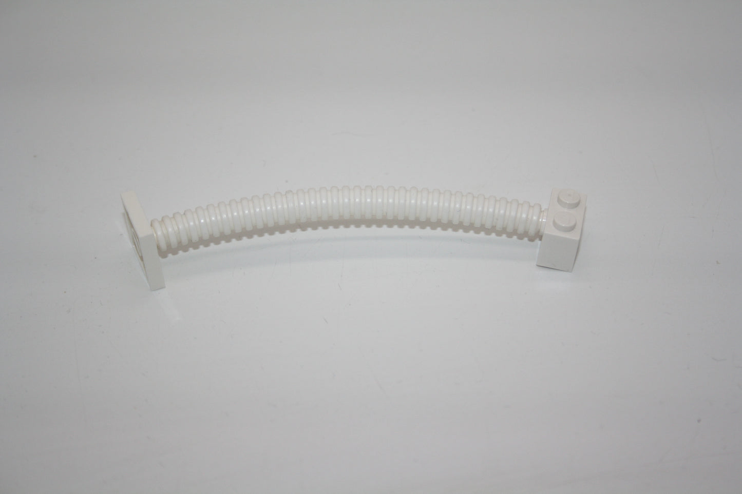 LEGO® - Lüftung/Schlauch/Plastikschlauch mit Fliese und 1x2 Stein mit Stift - weiß - Ersatzteile