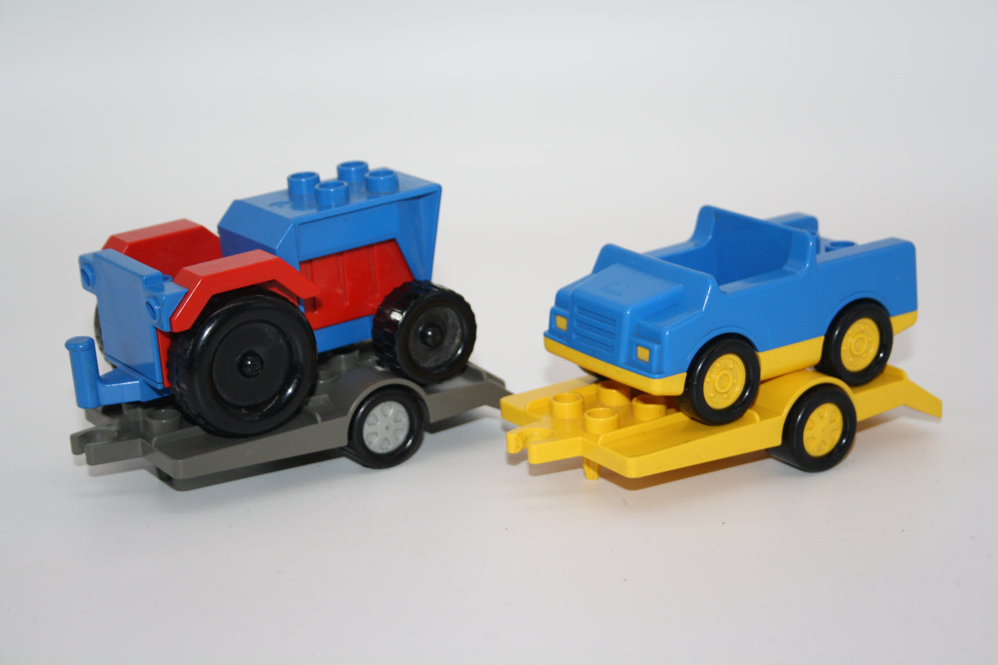 Duplo - Abschleppanhänger - versch. Farben - Anhänger - Auto/PKW - Fahrzeuge