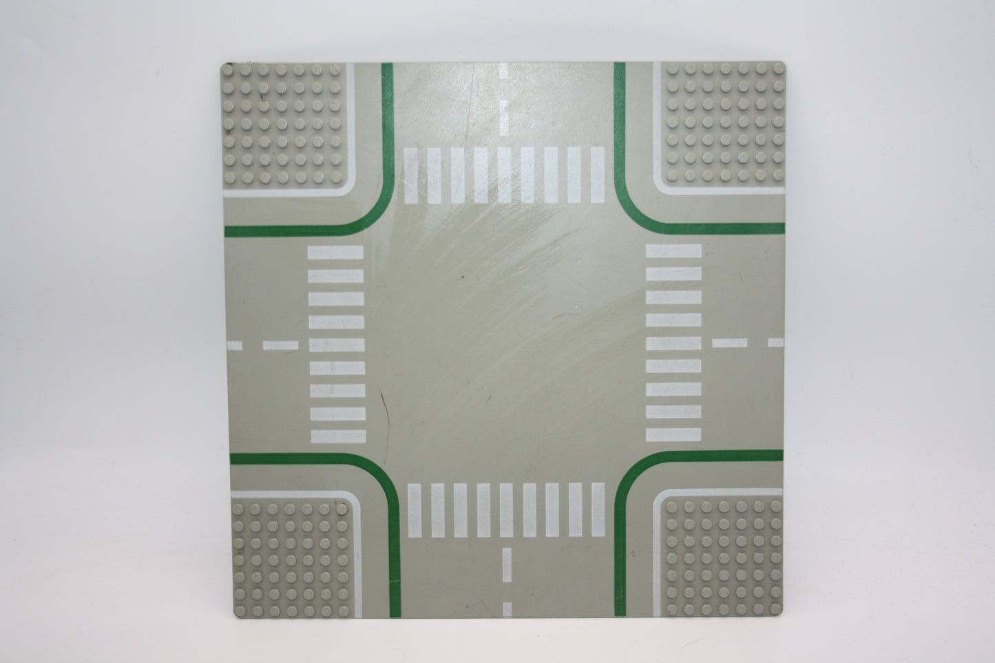 LEGO® - 32x32 Straßenplatte Kreuzung - grau - 2361p01 - Platten - Base Plate