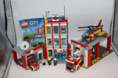 LEGO® - City Set - 60110 Große Feuerwehrstation - inkl. BA - Unvollständig