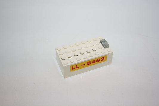 LEGO® - Elektro 9-V-Batteriefach, klein, mit rotem „LL-6482“ auf gelbem Hintergrundmuster inkl. Deckel - 4760c00pb03 - Stein/Brick
