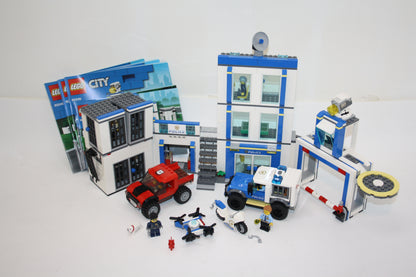 LEGO® - City Set - 60246 Polizeistation - inkl. BA & OVP