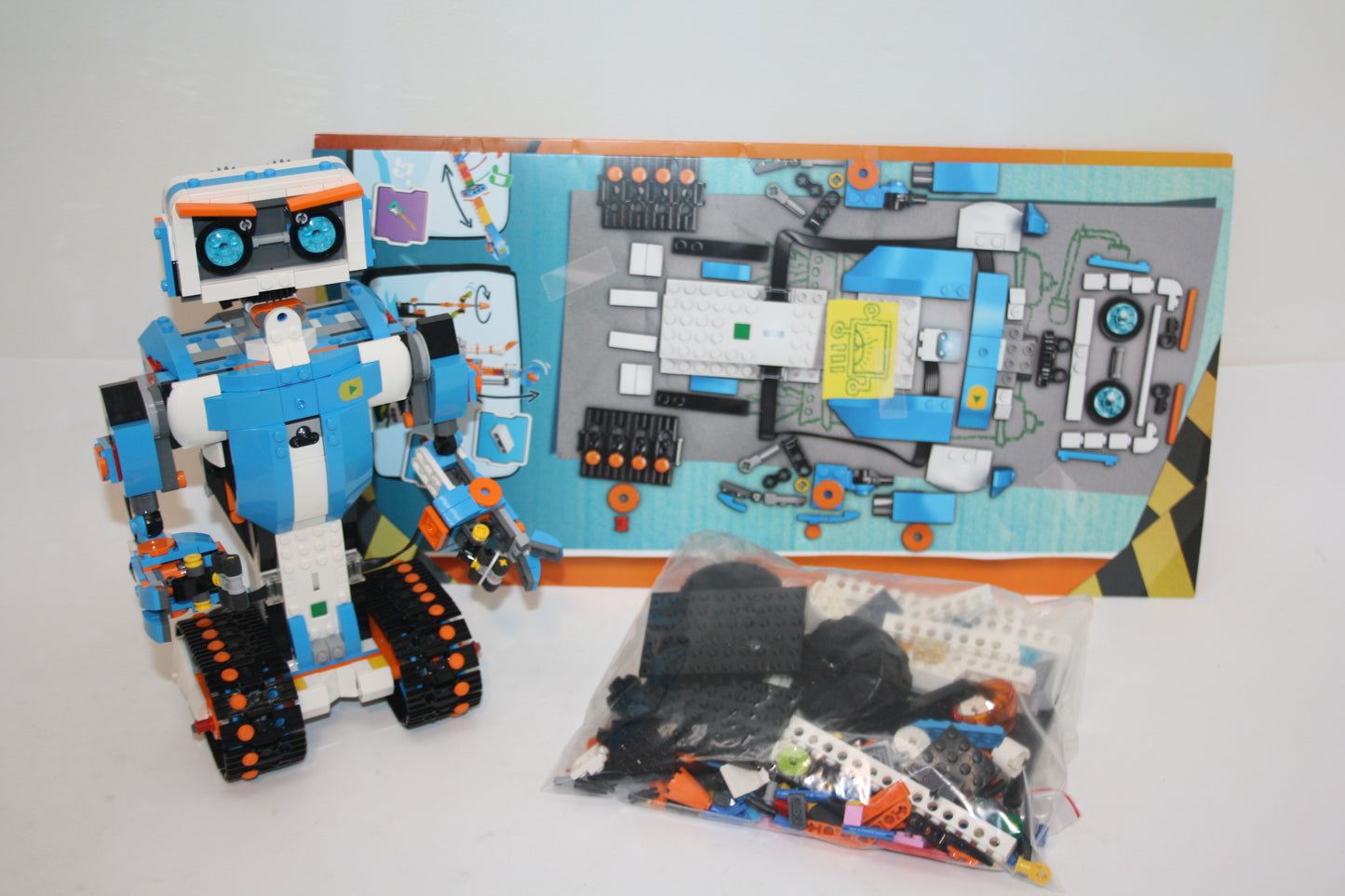LEGO® Boost Set - 17101 Programmierbares Roboticset - inkl. OVP & BA