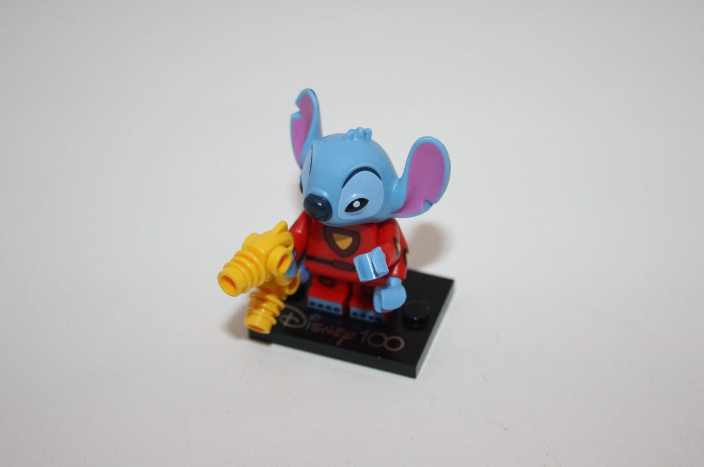 LEGO® Disney - #16 Stitch - aus Serie 3 - Figuren/Minifiguren (neu/Unbespielt)