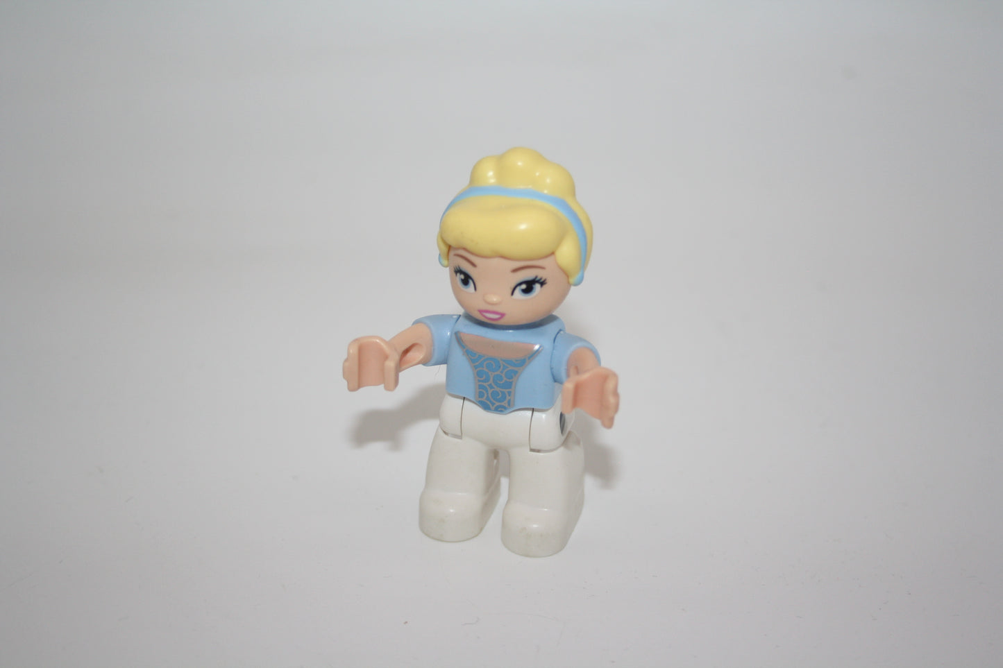 Duplo - Prinzessin Cinderella/Aschenputtel ohne Kleid/Rock - Disney Figur - neue Serie