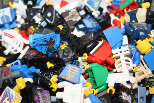LEGO® - 5-20x Torsos/Oberkörper (bedruckt) - Sparpaket - zufällige Auswahl - Kisten/Truhen