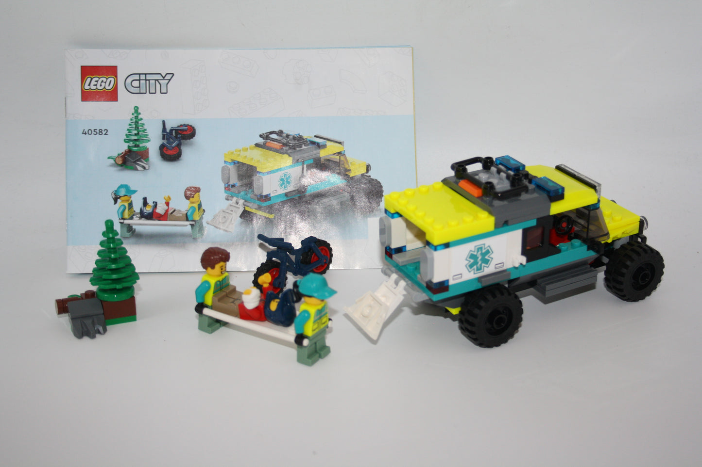 LEGO® City Set - 40582 Allrad Rettungswagen - inkl. BA