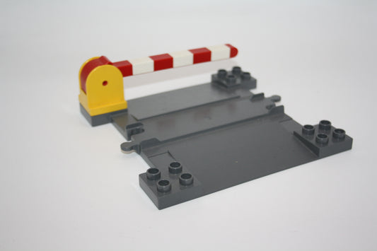 Duplo - Bahnübergang mit gelber Schranke ohne Griff - neugrau/hellgrau - Schienen/Gleis - Eisenbahn
