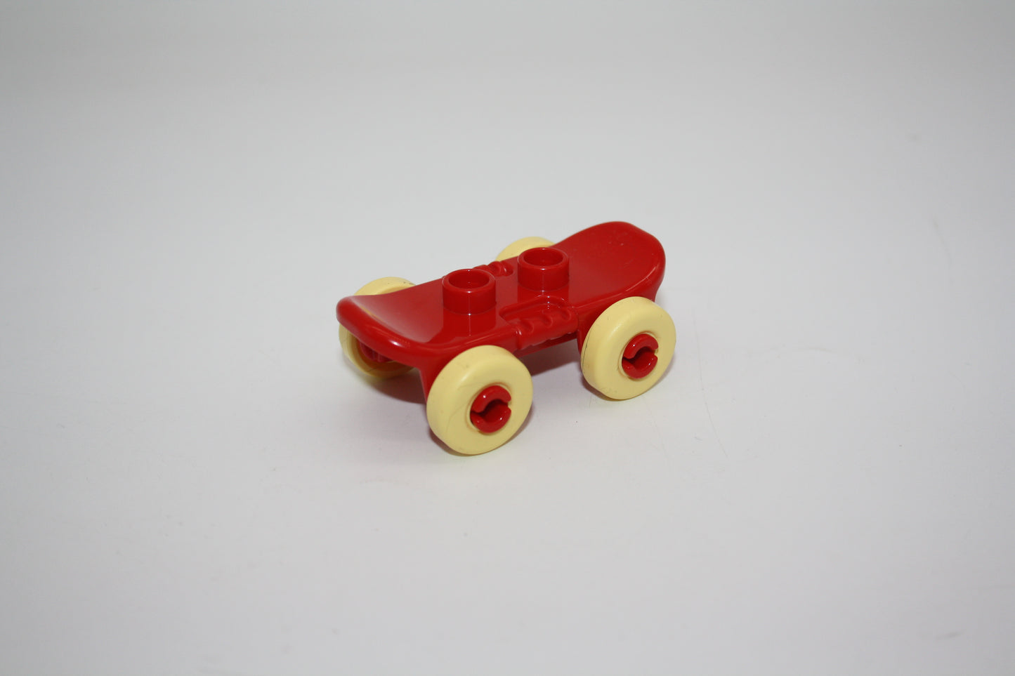 Duplo -  Skateboard - Accessoires/Zubehör - rot - Möbel - Kinderzimmer - neu/unbespielt