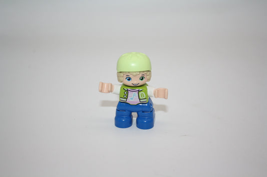 Duplo - Junge - blaue Hose/grüne Jacke/ Skaterhelm/Fahrradhelm - Figur