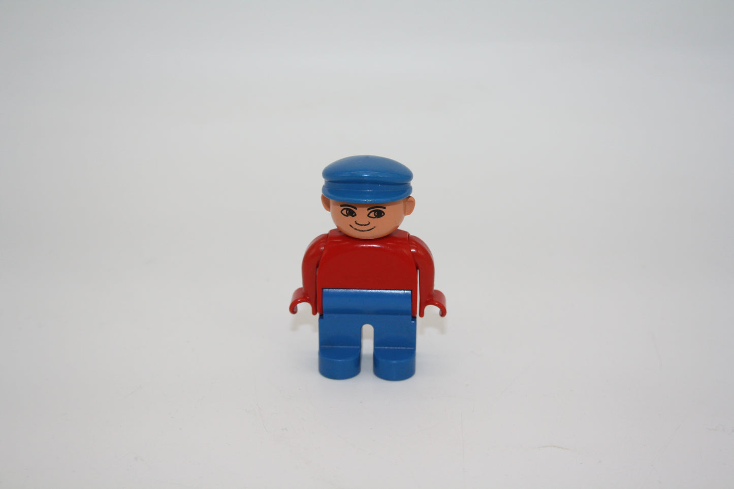 Duplo - Mann alt - blaue Hose/rotes Oberteil/brauner Hut - Figur (Kopie)