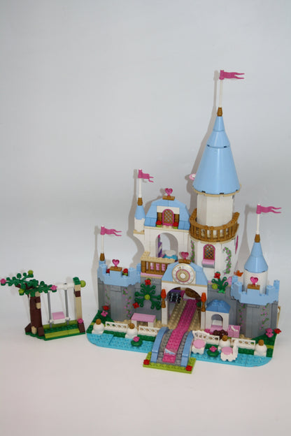 LEGO® Friends Set - 41072 Aschenputtels romantisches Schloss - Disney - inkl. BA - ohne Figuren