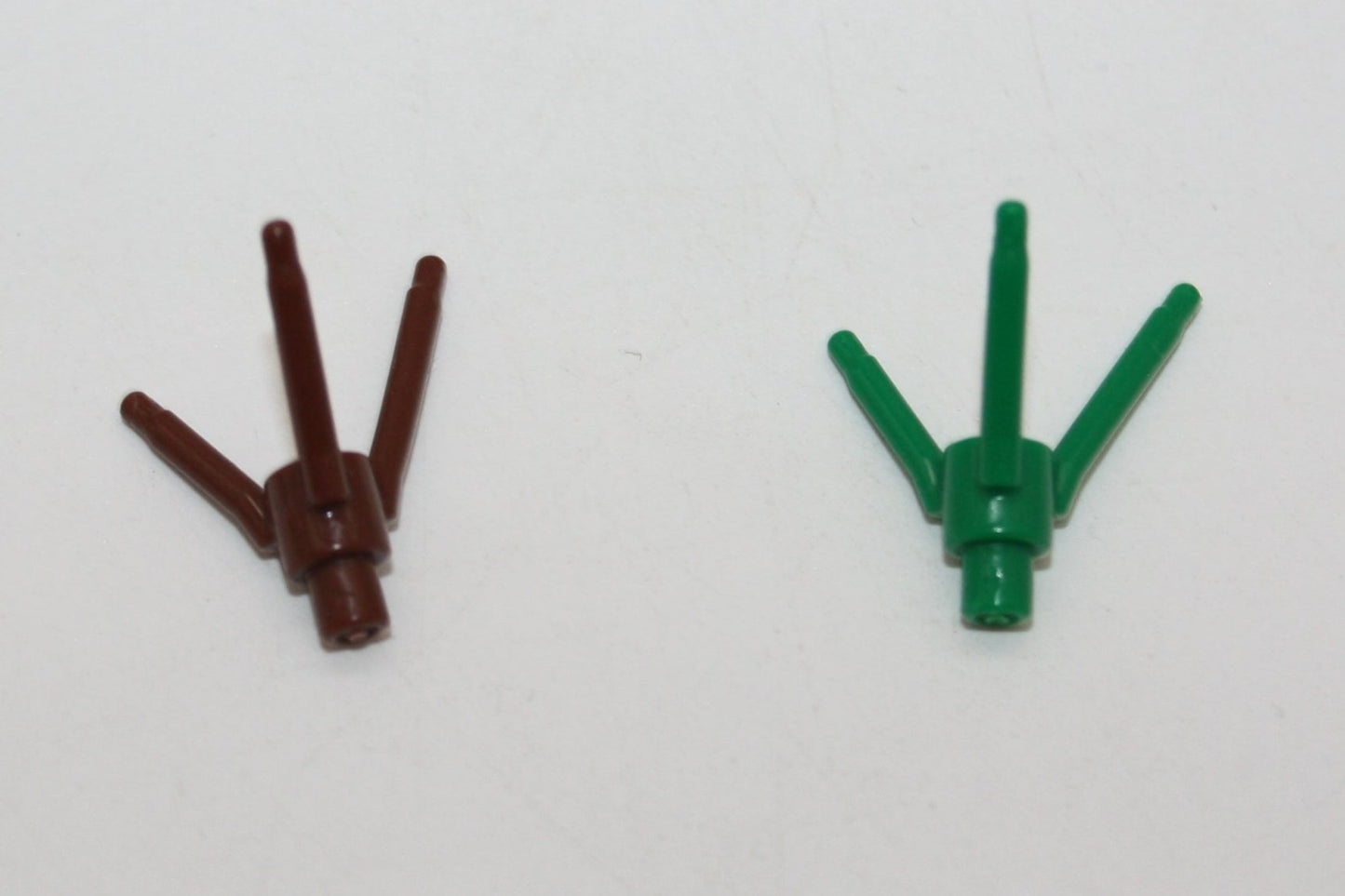 LEGO® - Pflanzenstiel mit Stielhalter, mit 3 Stielen - verschiedene Farben - 24855 - Grünzeug/Blätter