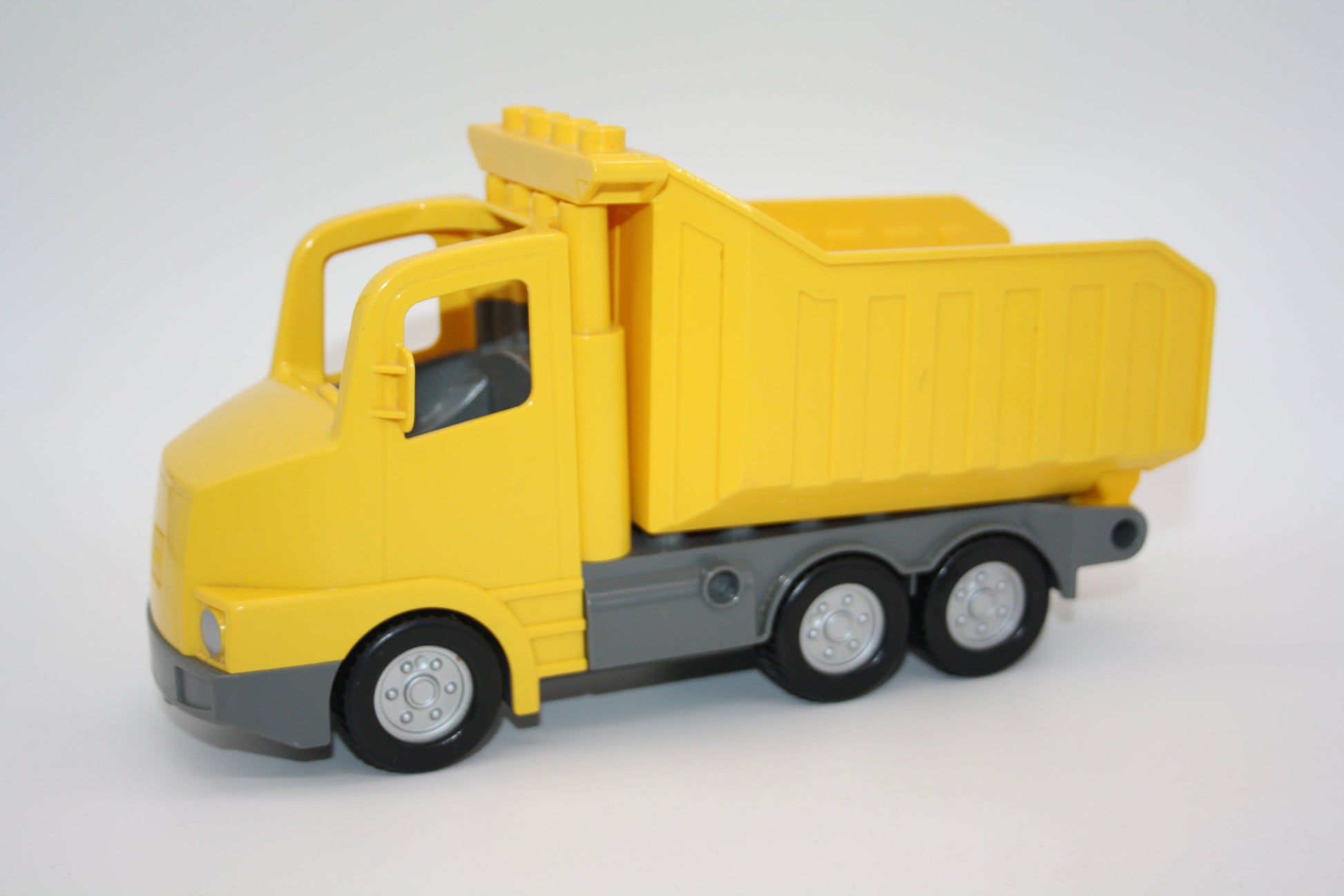 Duplo - großer Kipplaster - gelb - Baustelle - LKW/Lastwagen - Fahrzeuge - Fahrzeuge