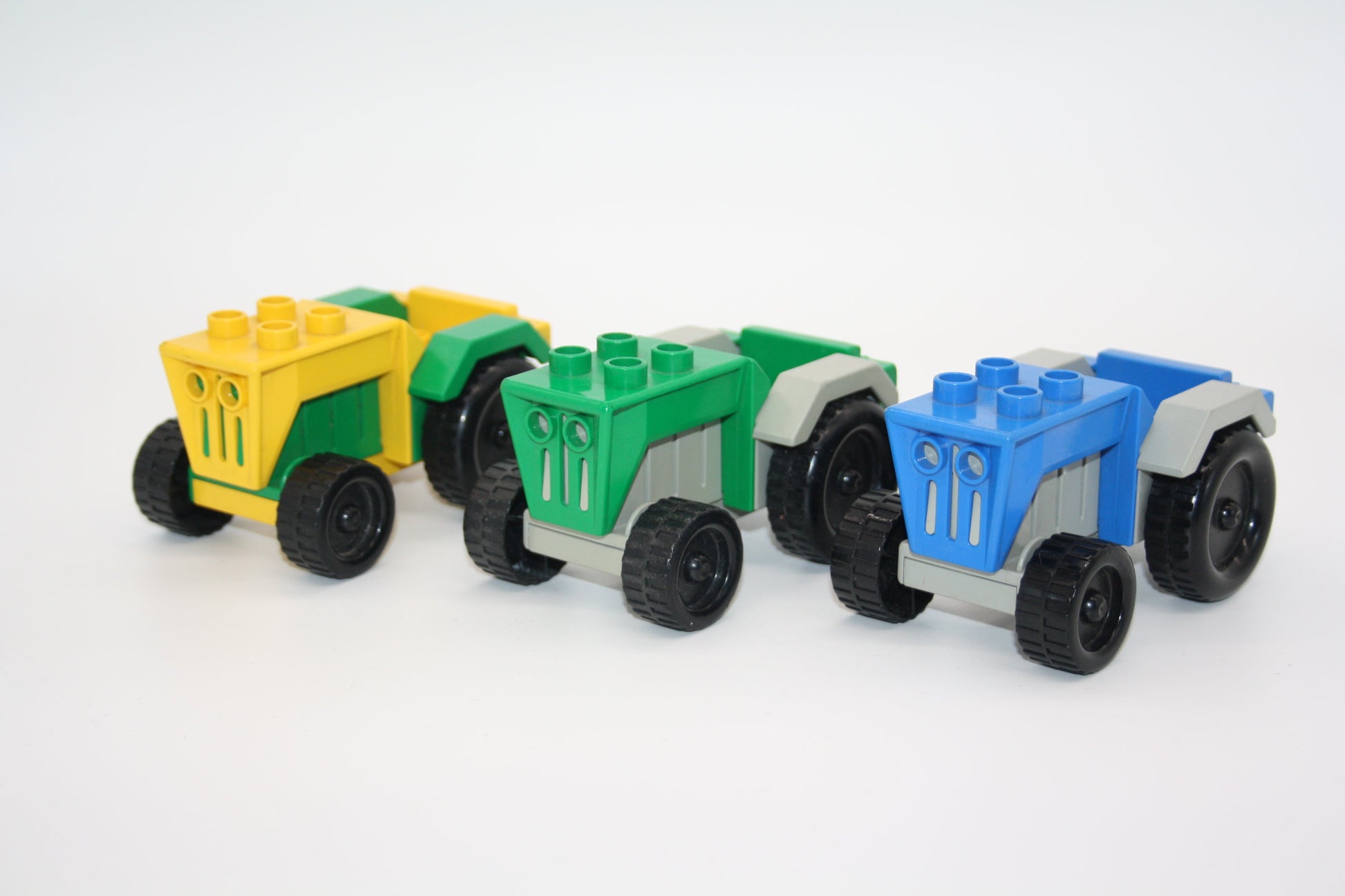 Duplo - kl. Traktoren/Trecker - versch. Farben - Bauernhof - Fahrzeuge - Fahrzeuge