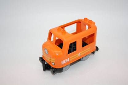 Duplo - Lok/Güterlok - Schiebelok - Eisenbahn - neu/unbespielt - Waggons