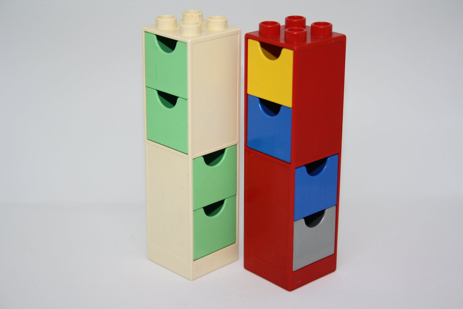 Duplo - Säulen/Eckwände mit Schubladen - versch. Farben - Einrichtung - Bauelement - Zusammengebaut - Bauelemente
