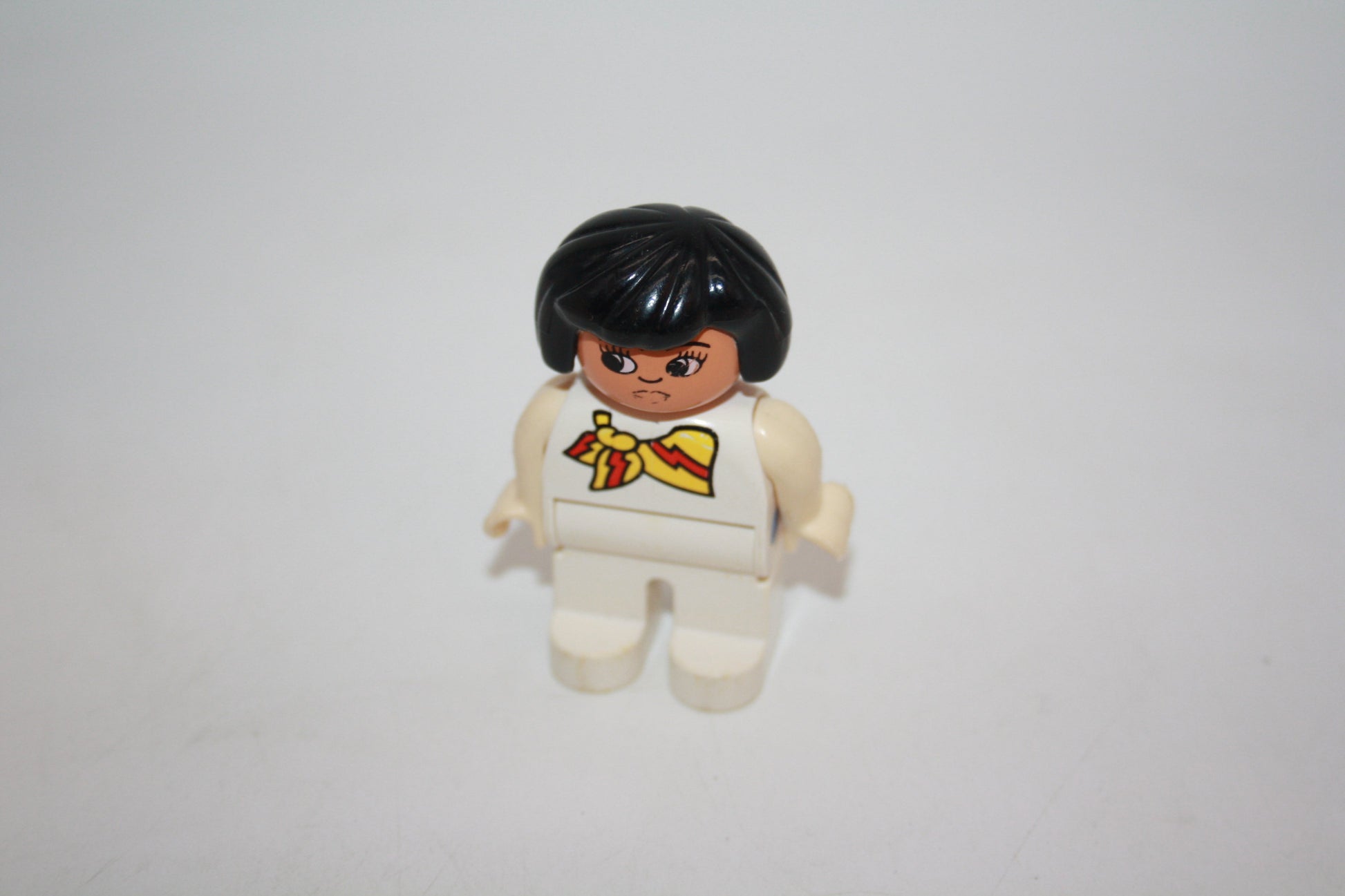 Duplo - Stewardess - weiße Hose/weißes Oberteil m. Halstuch - Frau- Figur - Stewardess