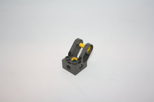 Duplo Toolo - Stein 2x2 mit abgewinkelter Halterung mit Gabeln und 2 Schrauben - Löcher an den Seiten - 45000c01