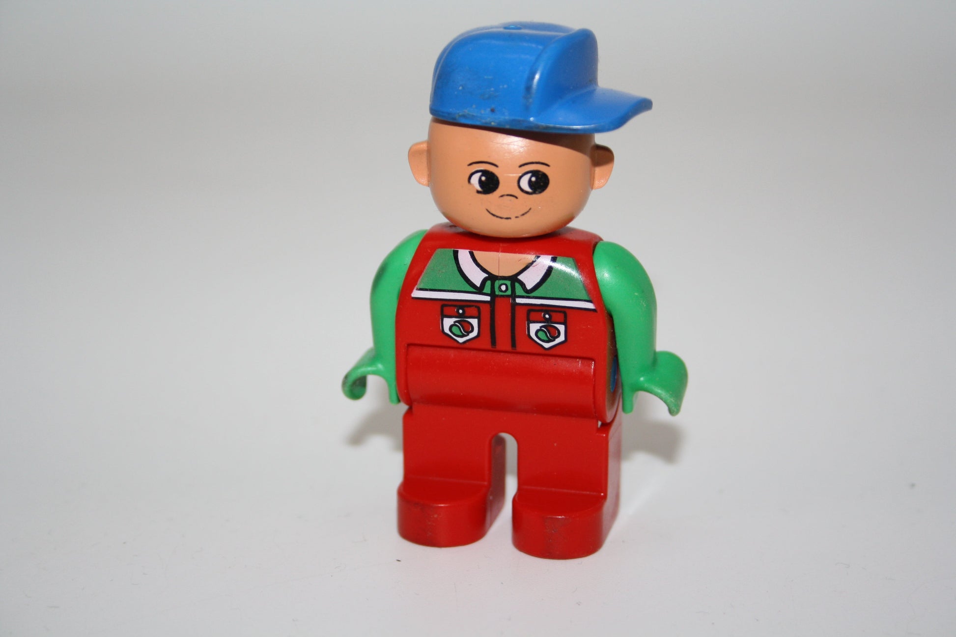 Duplo - Toolo Tankwart Tankwart - rote Hose/rotes Oberteil/blaue Cappie - Mann - Figur - Pilot/in
