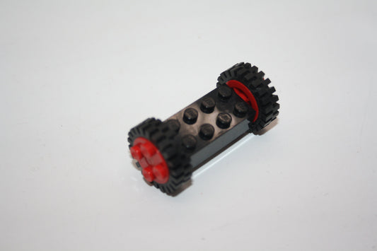 LEGO® - 2x4 Achse mit kleinen Offroad Reifen - 4180c02assy1 - schwarz - Reifen/Räder - Reifen/Räder