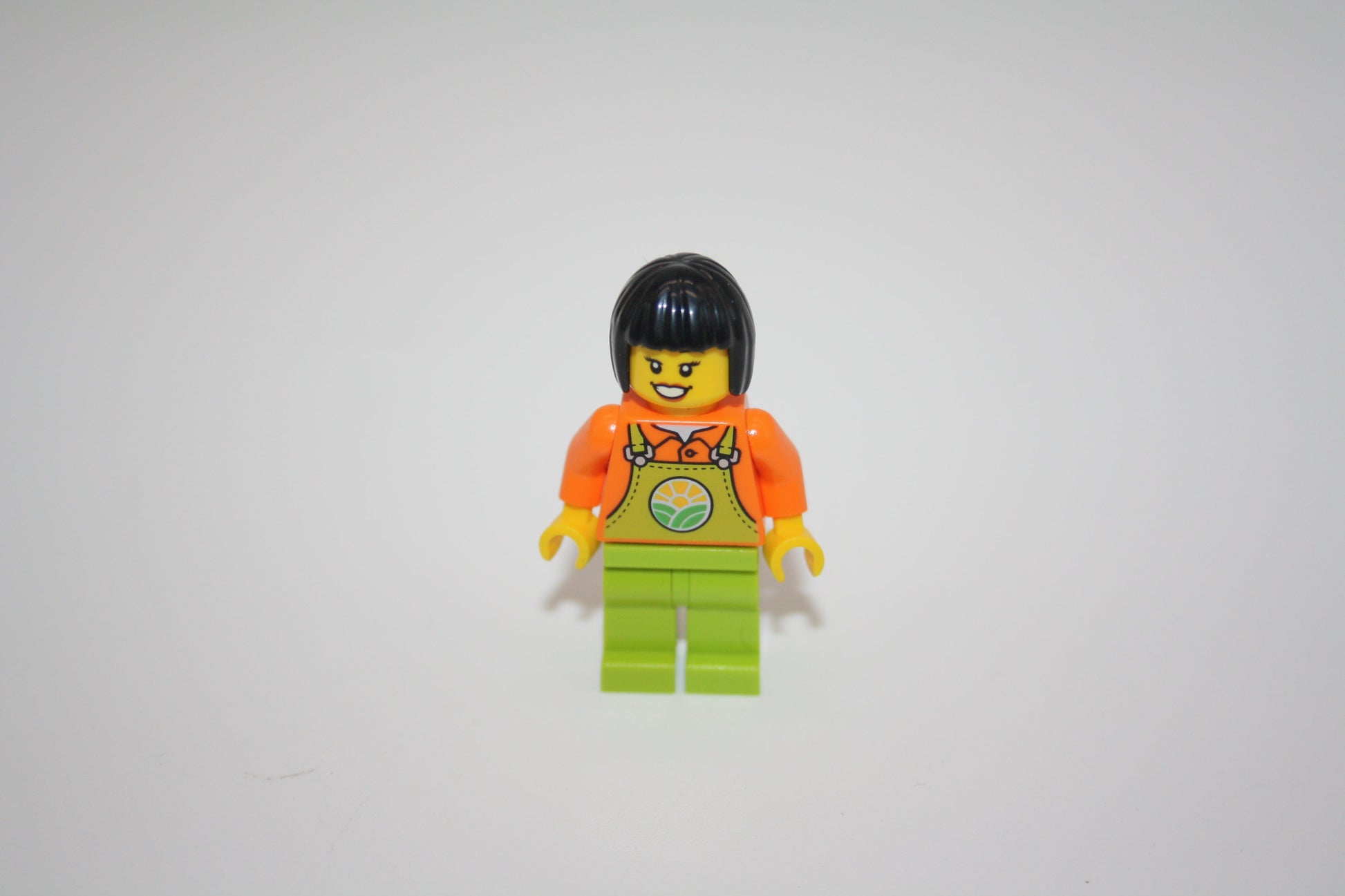 LEGO® City - Bäuerin m. schwarzen Haaren - aus 60346 - Minifigur - Minifiguren
