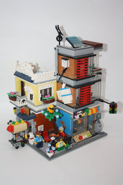 LEGO® - City Set - 31097 Stadthaus mit Zoohandlung & Café - City/System Sets