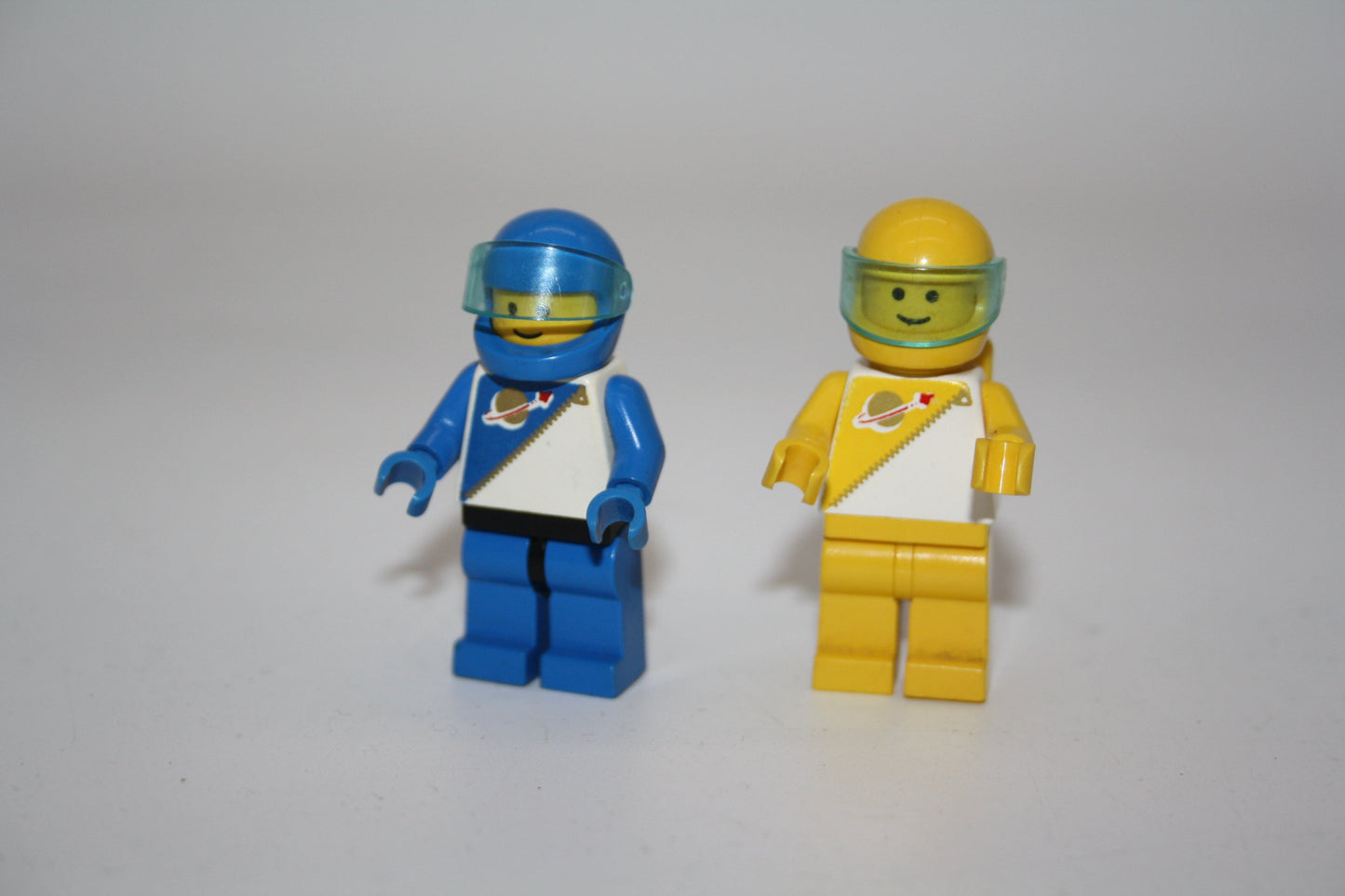 LEGO® Classic/Space - Astronauten aus Monorail - 2 Farbig - versch. Farben - Figuren/Minifiguren - Figuren