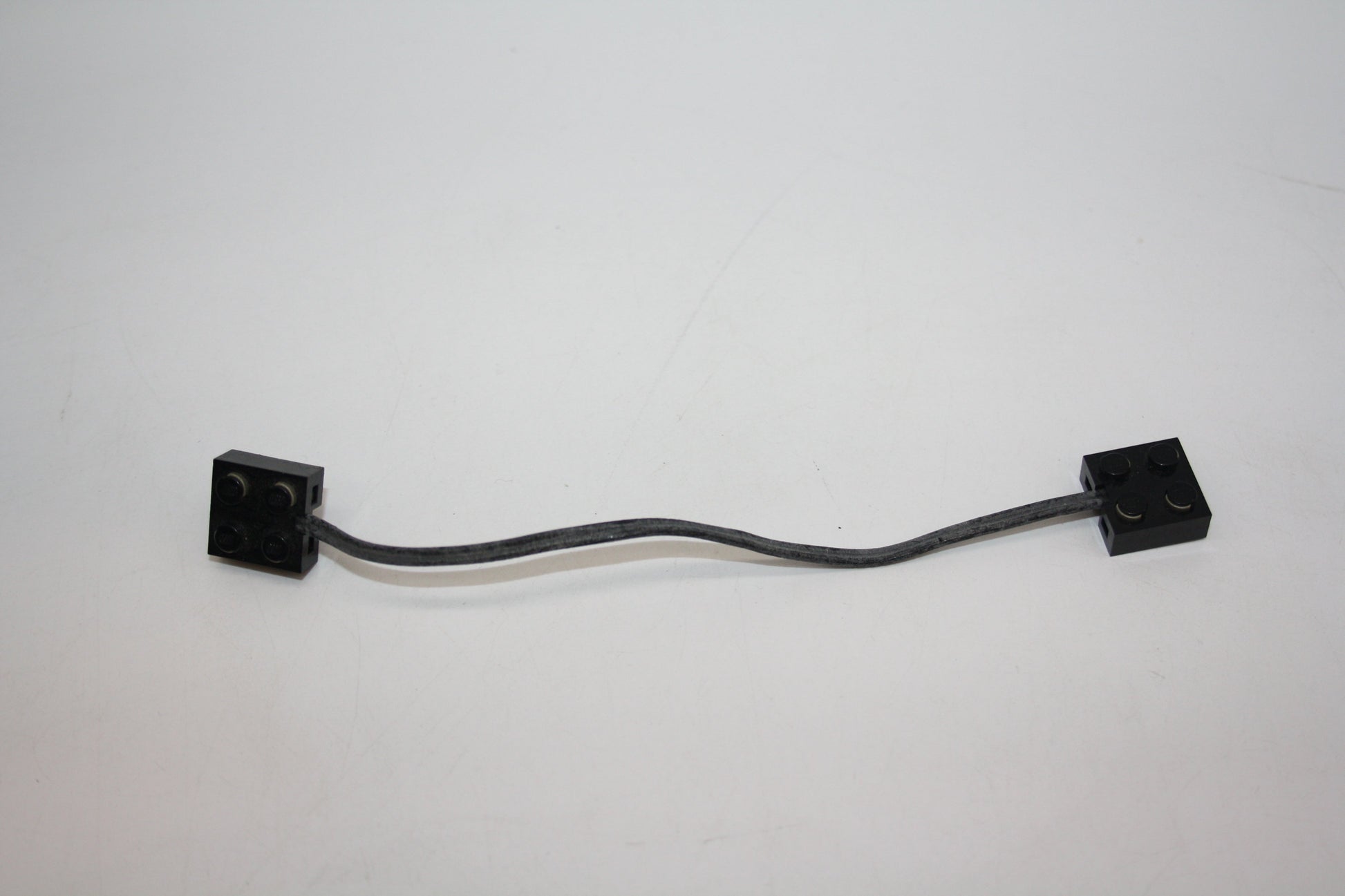 LEGO® - Elektro Draht mit Ziegel 2 x 2 x 2/3 Enden 19L - 5306 - schwarz - Stein/Brick - Eisenbahn - Ersatzteile/Zubehör