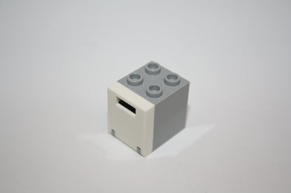 LEGO® - Kiste/Briefkasten/Tresor komplett 2x2x2 - versch. Farben - 4346 + 4345 - Kisten/Truhen - hellgrau-weiße Tür