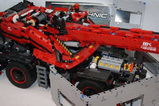 LEGO® - Technic Set - 42082 Geländegängiger Kranwagen - inkl. BA - Fahrzeuge
