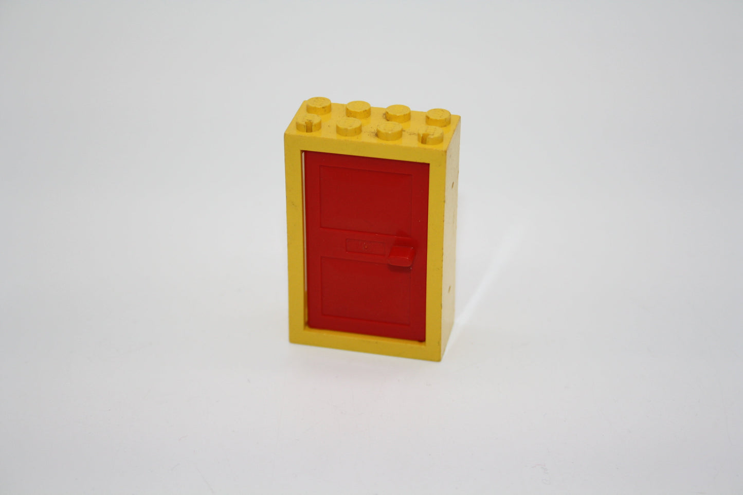 LEGO® - Tür (2x4x5) - 4130c - versch. Farben - gelber Rahmen-rote Tür - Einzelteile - Accessoires