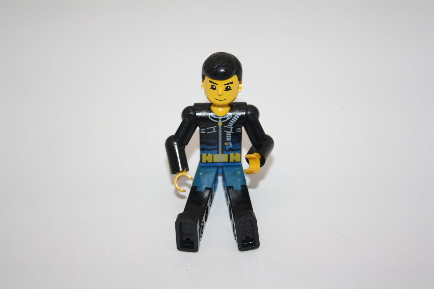 LEGO® - versch. Technic Figuren - Figuren/Minifiguren - schwarz-blaue Kleidung - Figuren - Technic