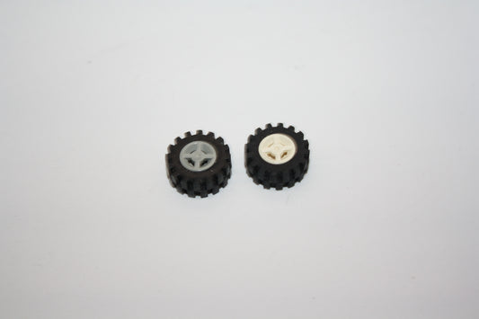 LEGO® - Rad 8mm T. x 6mm mit schwarzem Reifen 15mm - 4624c02 - Reifen/Räder