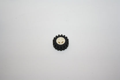 LEGO® - Rad 8mm T. x 6mm mit schwarzem Reifen 15mm - 4624c02 - Reifen/Räder