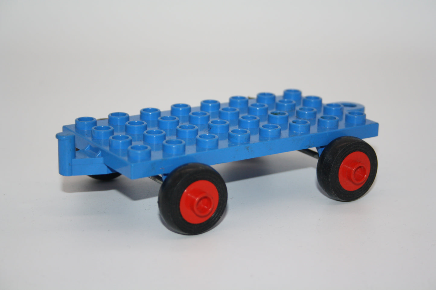 Duplo - Retro/Vintage Anhänger (4x8 Noppen) - blau - Anhänger - Auto/PKW - Fahrzeuge
