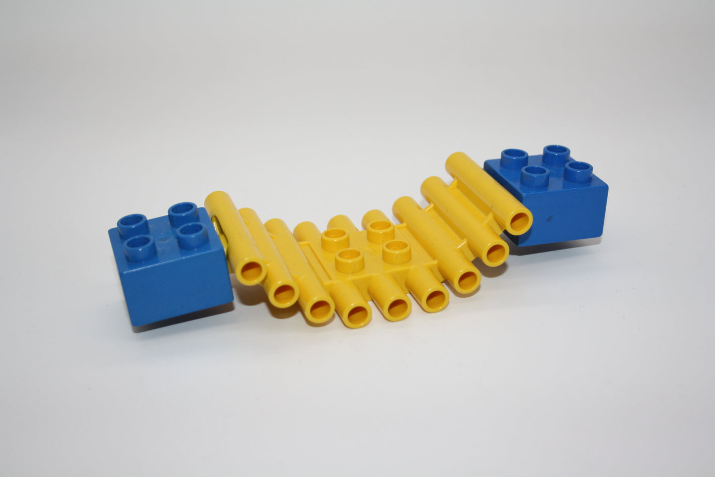 Duplo - Bewegliche Hängebrücke m. Halterung - gelb - Bauelement - Zusammengebaut