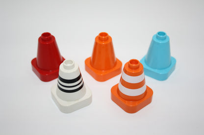 Duplo - Pylonen - versch. Farben - Feuerwehr - Einzelteile
